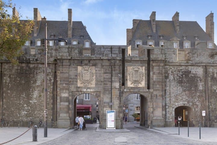 Saint Malo Buccaneers and Bastions Self Guided Audio Walking Tour