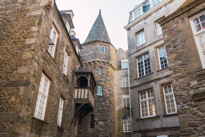 Saint Malo Buccaneers and Bastions Self Guided Audio Walking Tour