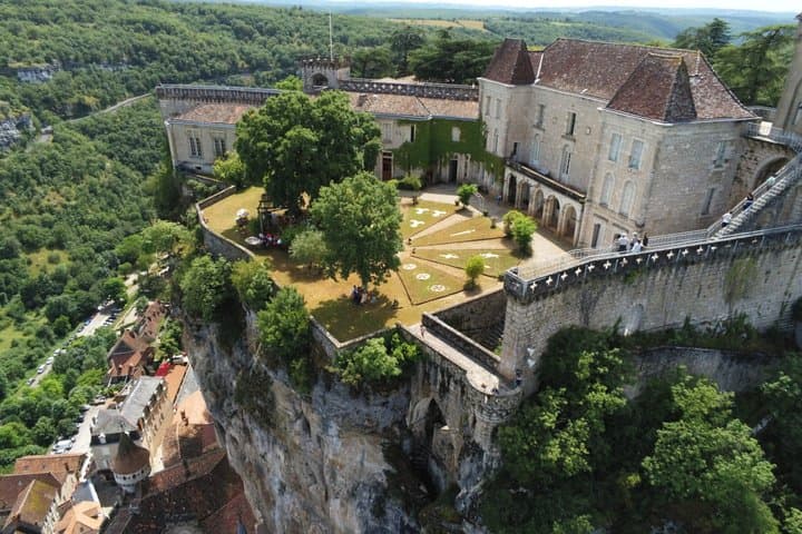 Shared Rocamadour Guided Tour with a Speaker Guide