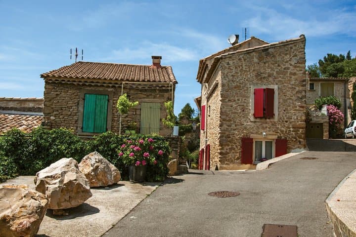 Private Tour: Avignon & Châteauneuf-du-Pape Wines from Marseille