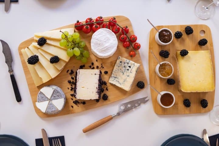 Learn how to pair Cheese and Wine with tasting games