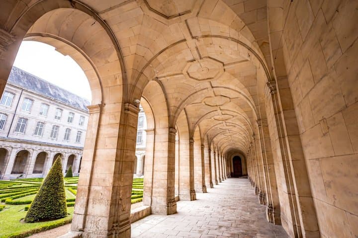 Private Tour: Historic Caen Walking