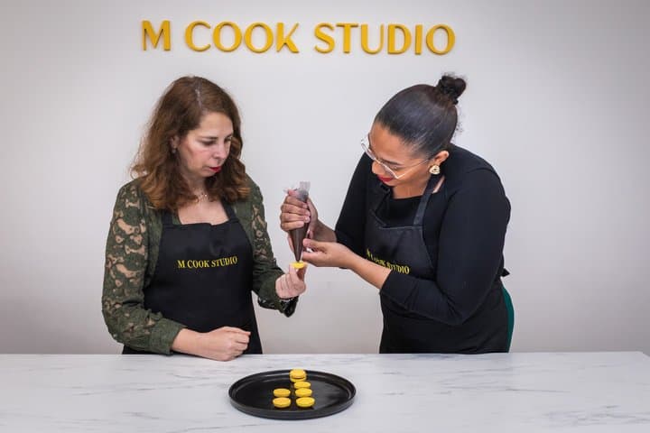 French Macaron Class in Paris