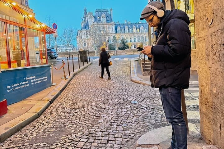 Paris Crime Mystery Quest Self Guided Adventure