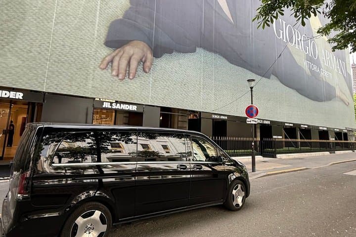 Private visit Palace of Versailles with driver 6h