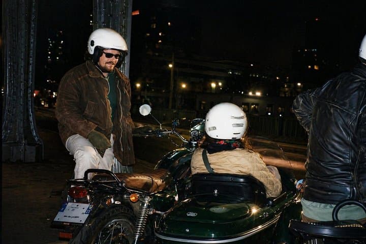 Private Nighttime Vintage Sidecar Tour with Champagne in Paris