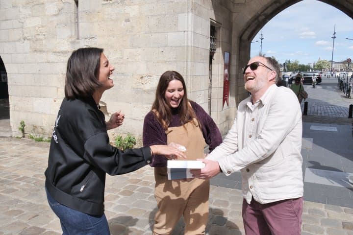 Bordeaux Food Tour - Market Walk & Local Tastings