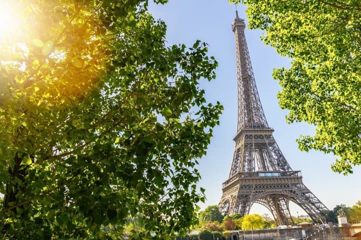Paris Eiffel Dining Experience Property Investment Masterclass