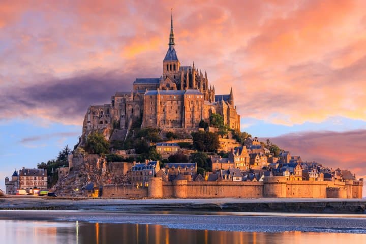 Mont Saint Michel from Cabourg | Private Tour | Guide Optional