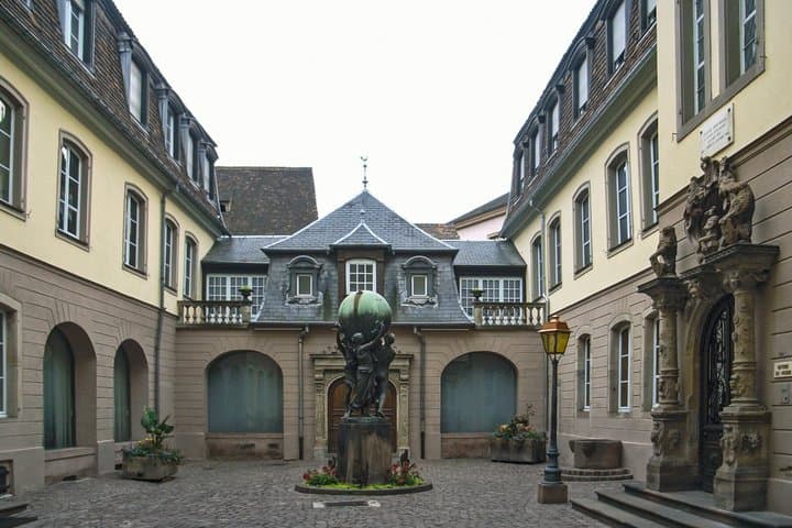 Statue of Liberty, Wine and War Self Guided Tour of Colmar