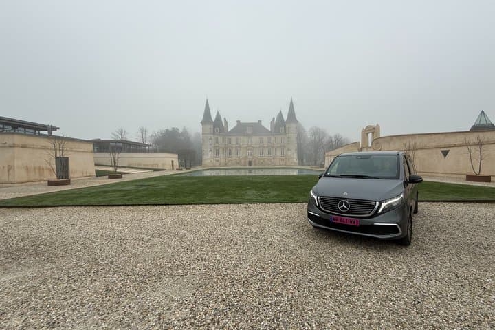 Private tour and visits on the Medoc Castle Route (Luxury Minivan)