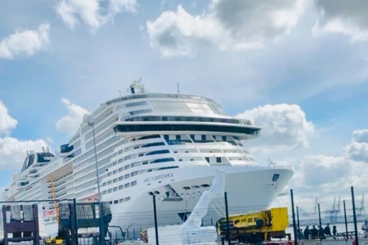 Private Transfer from CDG and Orly Airports in Paris to Le Havre