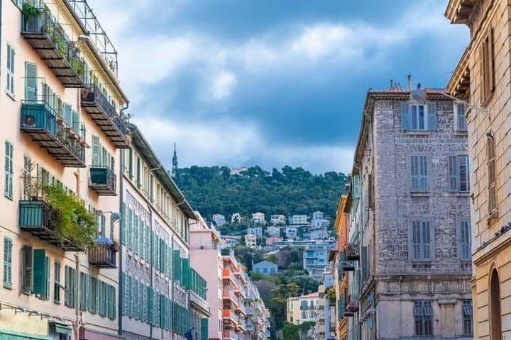 Nice Old Town and Promenade des Anglais Guided Walking Tour