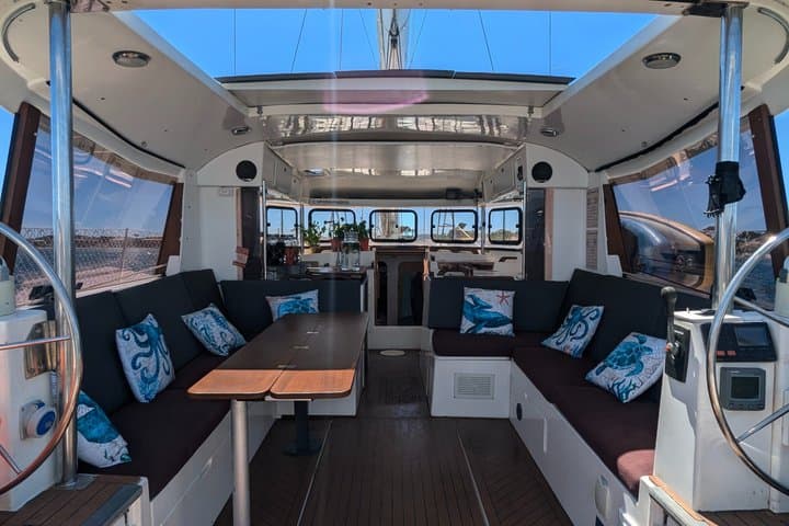 Day at sea in the Lavezzi Islands: meals, swimming and relaxation