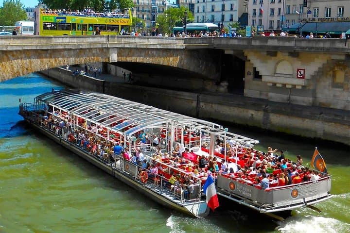 Arc de Triomphe Rooftop Ticket and Seine River Cruise