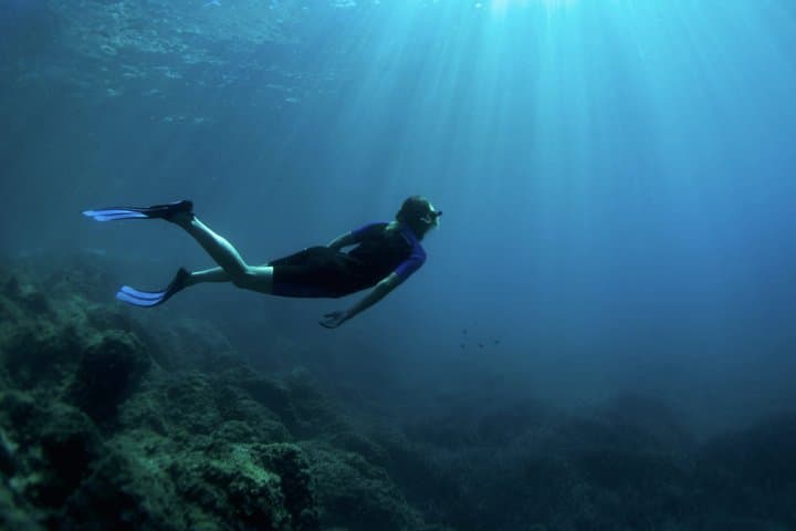 Boat Snorkeling Adventure: Nice-Mala cave-bay of Villefranche
