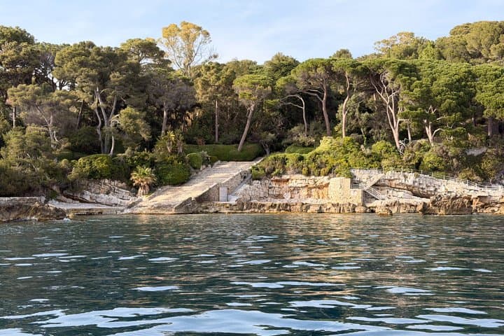 Cagnes Sunset Boat Cruise to Cap d'Antibes with snorkeling