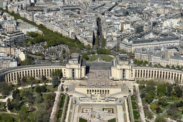 Semi Private Guided Tour of Notre Dame Cathedral in Paris