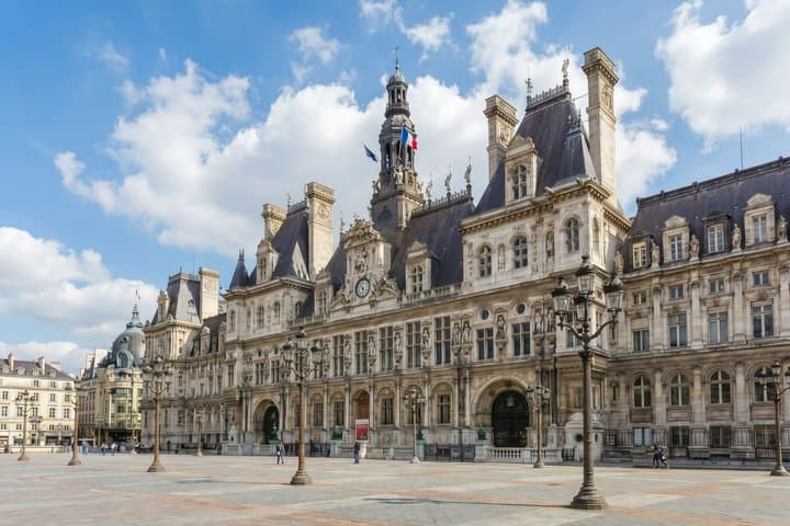 Paris Le Marais Food and Art and History Walking Tour 7 Tastings