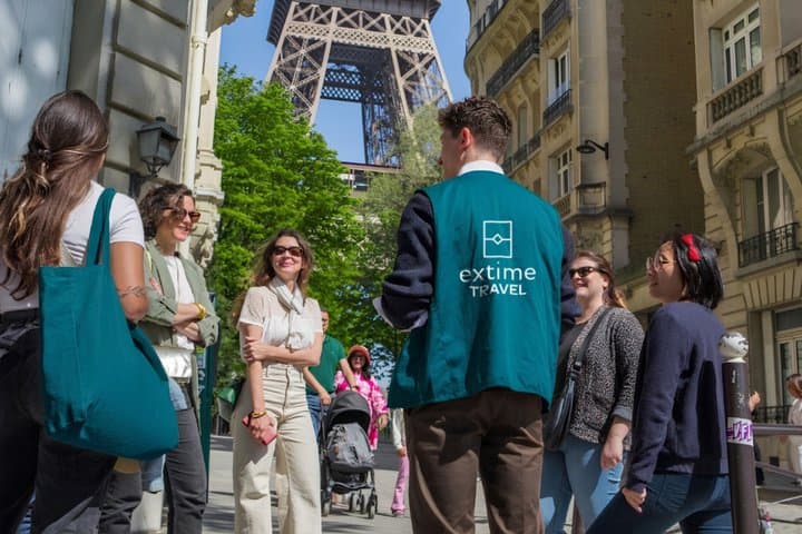 Eiffel Tower Lift Access & Paris Illuminations City Tour by Coach
