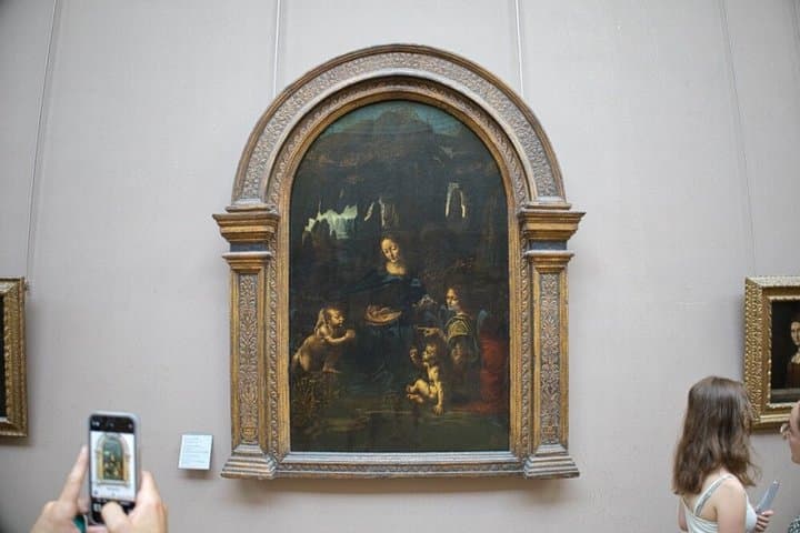 Louvre Museum with Mona Lisa and Masterpieces Private Tour