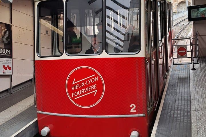 Big Traboules in Little Lyon Private Walking Tour