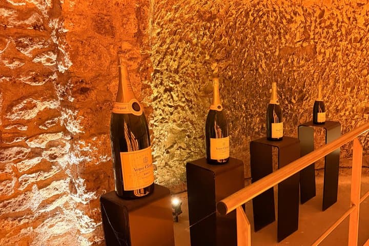 Notre Dame Cathedral of Reims and Epernay Tour