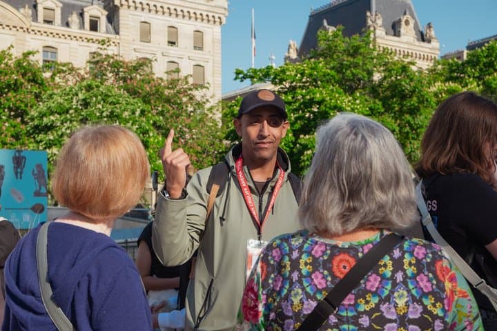 Inside Notre-Dame Tour with a Licensed Guide