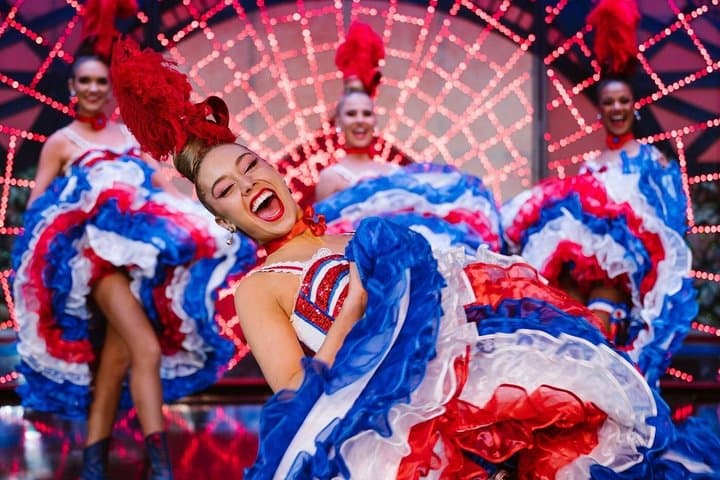 Moulin Rouge Show Diner and Wine