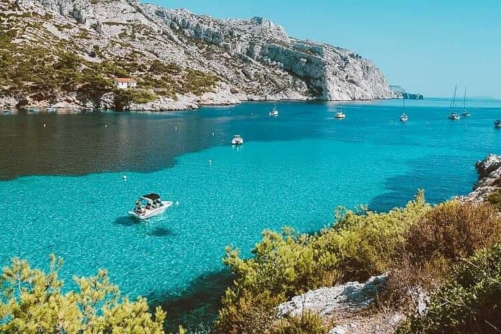 Marseille Airport Private Transfer to City and Cruise Port