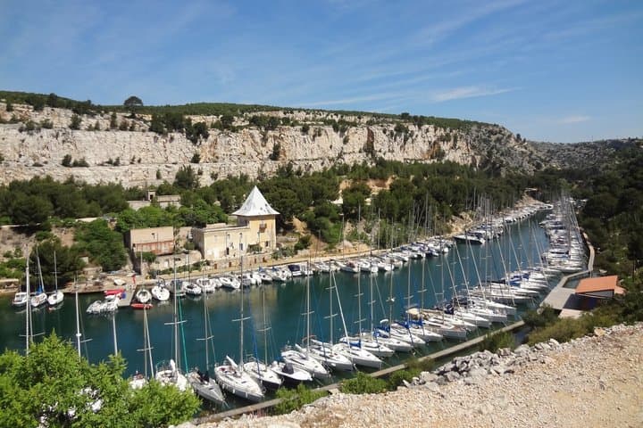 Marseille Airport Private Transfer to City and Cruise Port