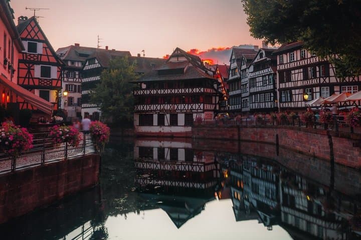 Strasbourg Guided tour Behind the scenes of history