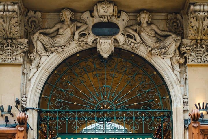 Paris Nocturne Fragrance, Opera and Fine Dining