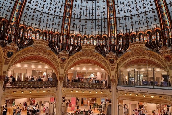 Paris Nocturne Fragrance, Opera and Fine Dining