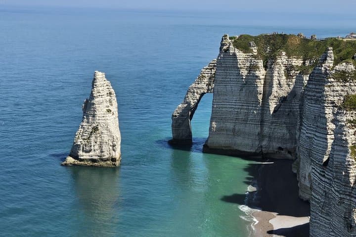 Etretat and Rouen Private Day Trip from Paris with Photos Drone