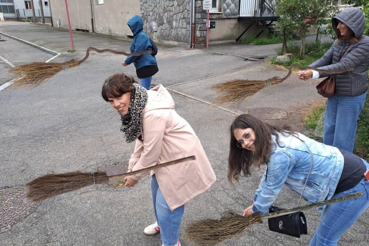 Gérardmer: Escape Game Theme Magic In Town Team