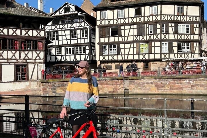 Explore Strasbourg by Bike Ride and Tasting