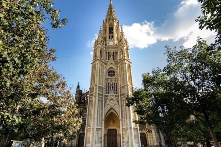 San Sebastián Guided Full Day Trip Hotel Pickup from Biarritz