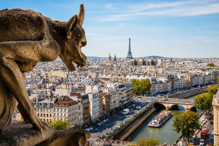Paris at your Pace Round Trip Bus Transfer from Le Havre Port