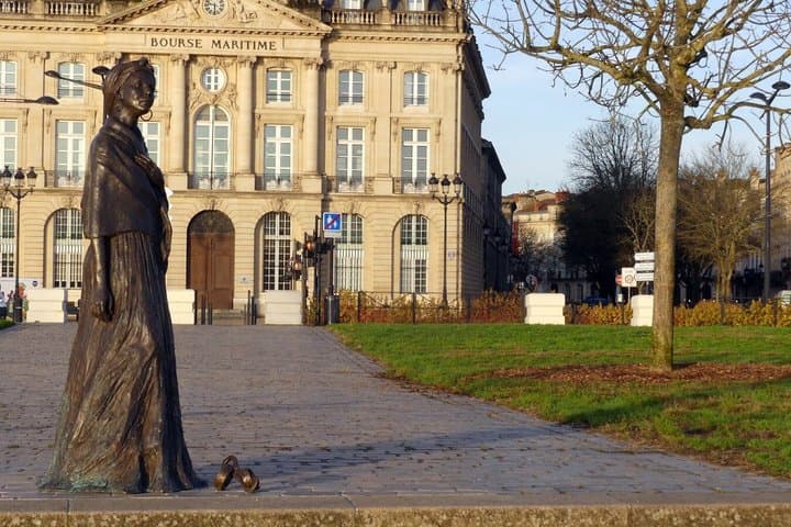 Bordeaux Slave Trade Tour and Garonne River Cruise
