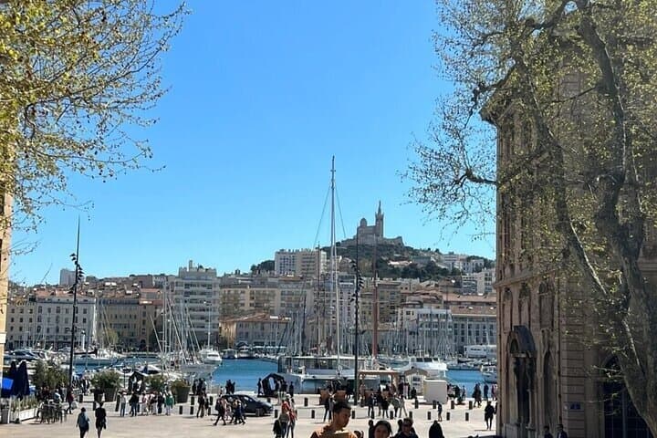 Guided tour in the heart of Marseille