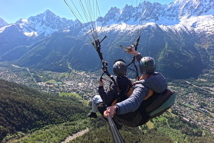 Paragliding baptism facing Mont Blanc