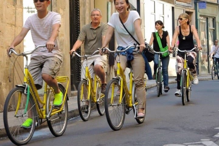 Paris Local Districts and Off the Beaten Track Guided Bike Tour