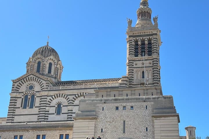 Guided tour in the heart of Marseille