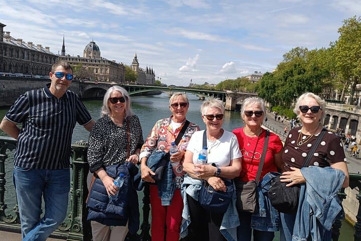 Paris Top 15 Attractions Guided Experience