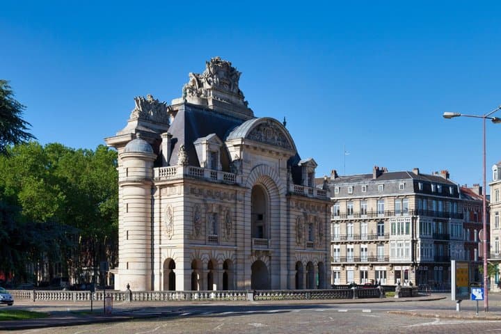 Lille Scavenger Hunt & Highlights Self-Guided Walking Tour