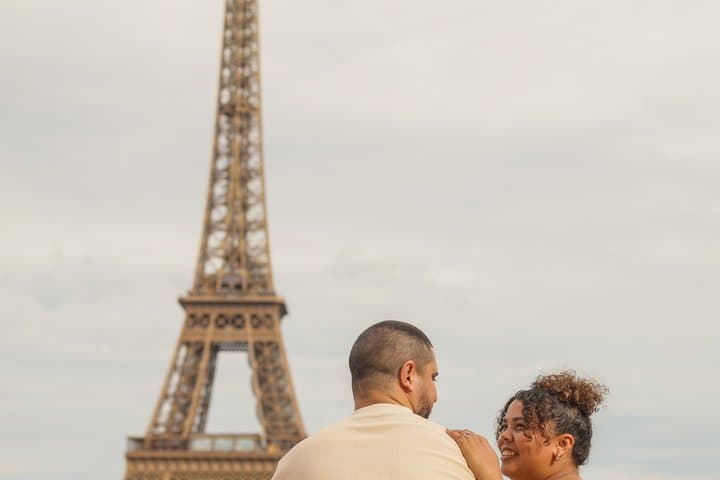 Professional and Private Paris Photoshoot Session