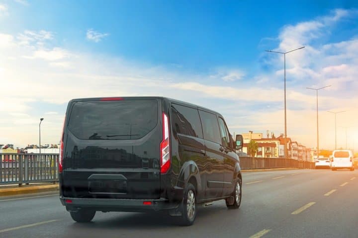 Private Transfer from Paris to Paris Charles de Gaulle Airport