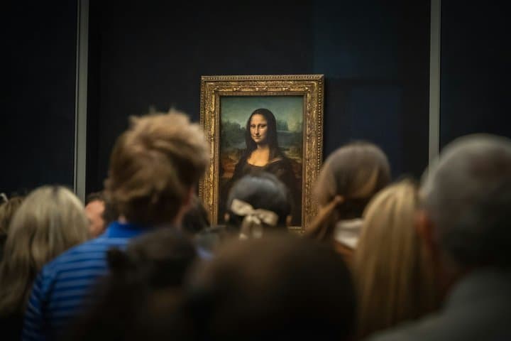 Paris Louvre Museum Private Guided Tour
