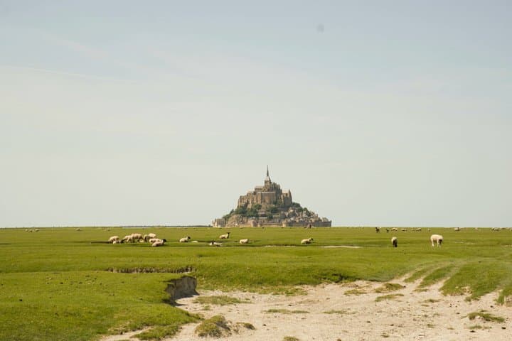 Private Paris Étretat and Mont Saint Michel Tour